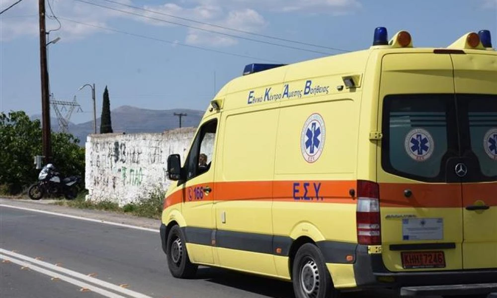 Λαμία: Βίντεο αποκαλύπτει την παράσυρση ενός πεζού από βαν σε διάβαση